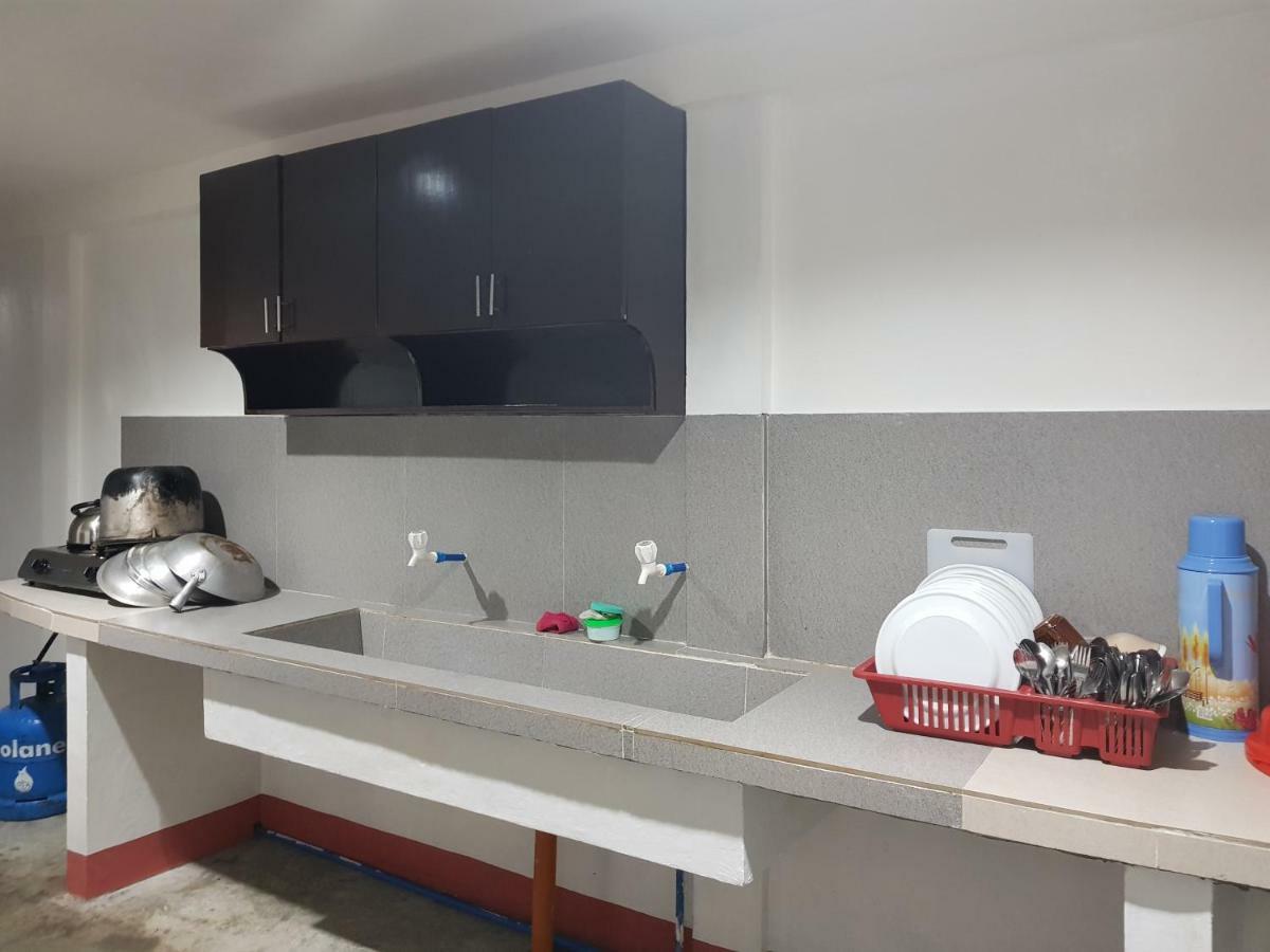 Sj Pabua Travellers Inn 맘바자오 외부 사진